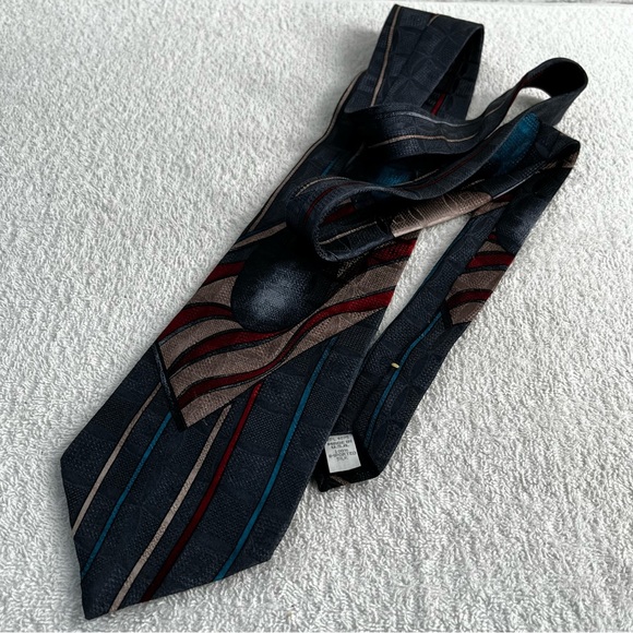 Vintage Oscar de la Renta 100% Imported Silk Tie Made in USA Blue Artsy Wide Tie - Picture 7 of 10